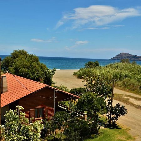 Wooden Beach House Villa Gerani  Exterior foto